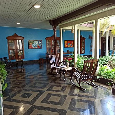 Hostal Harvest House Leon Ngoại thất bức ảnh