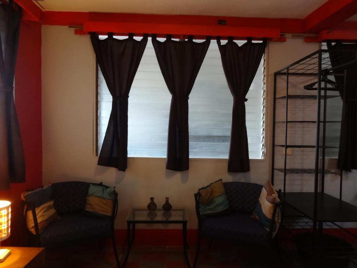 Hostal Harvest House Leon Ngoại thất bức ảnh