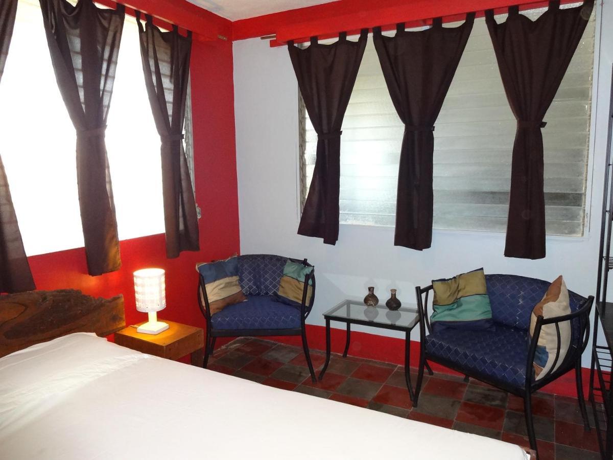Hostal Harvest House Leon Ngoại thất bức ảnh
